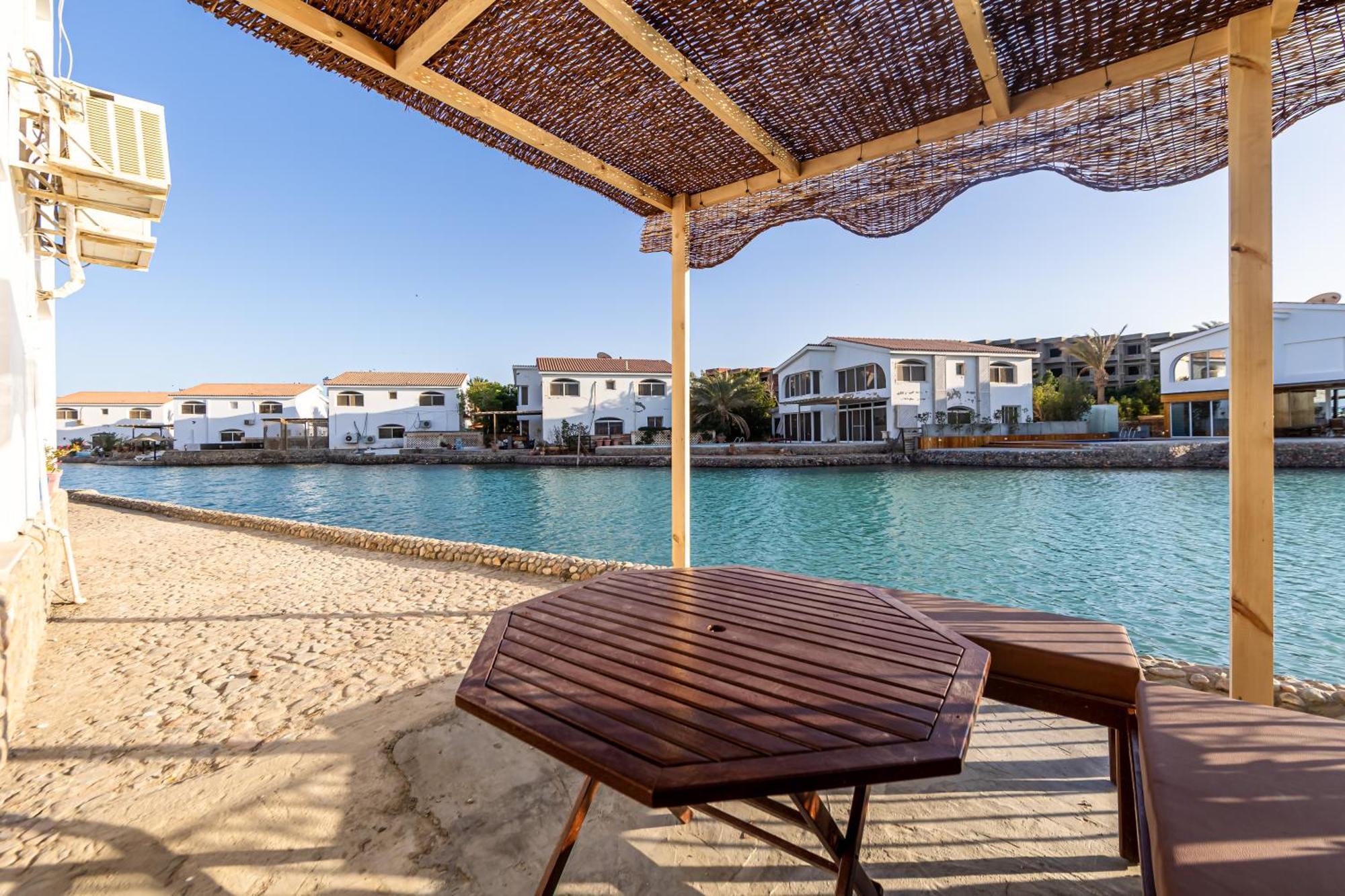 Aden Beach - Sea View Room With Beach Access In Villa Hurghada Exterior foto